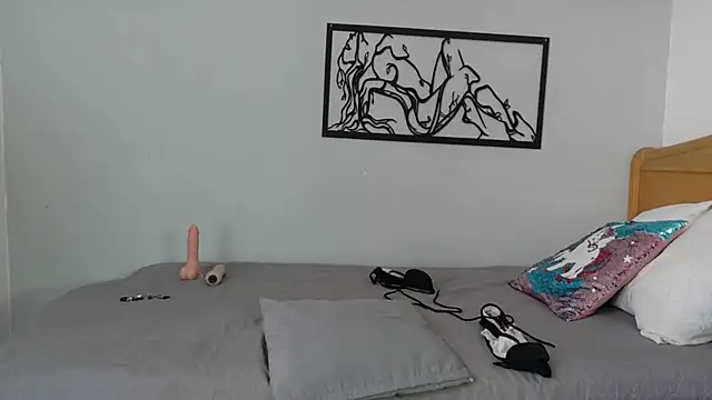 karina-lopez online show from 11-29-25, 01:25