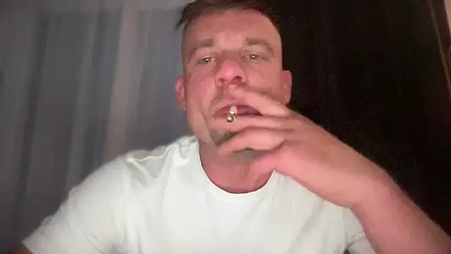 Snapshot of Hagener985 chatting on 05-18-26, 07:31 Hagener985 online show from 05-18-26, 07:31