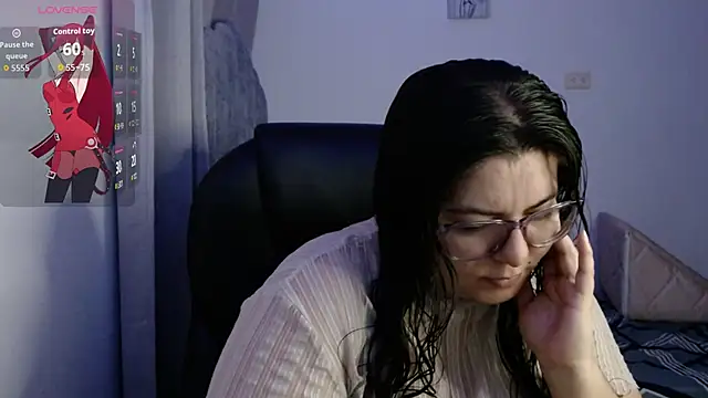 Snapshot of miss_nyxxx chatting on 05-26-26, 10:00 miss nyxxx online show from 05-26-26, 10:00