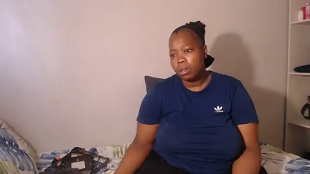 Snapshot of PinkMagic chatting on 02-02-26, 11:53 PinkMagic online show from 02-02-26, 11:53