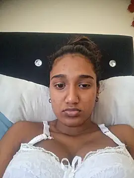 Snapshot of indianpink_lips chatting on 11-05-25, 10:48 indianpink lips online show from 11-05-25, 10:48