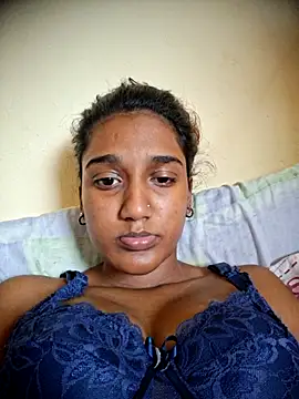 Snapshot of indianpink_lips chatting on 11-13-25, 12:15 indianpink lips online show from 11-13-25, 12:15