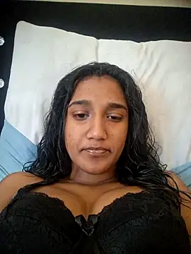 Snapshot of indianpink_lips chatting on 11-15-25, 11:40 indianpink lips online show from 11-15-25, 11:40