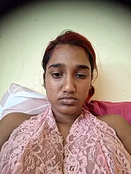 Snapshot of indianpink_lips chatting on 12-17-25, 11:27 indianpink lips online show from 12-17-25, 11:27