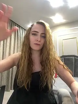 MilaSwe online show from 02-17-25, 10:40
