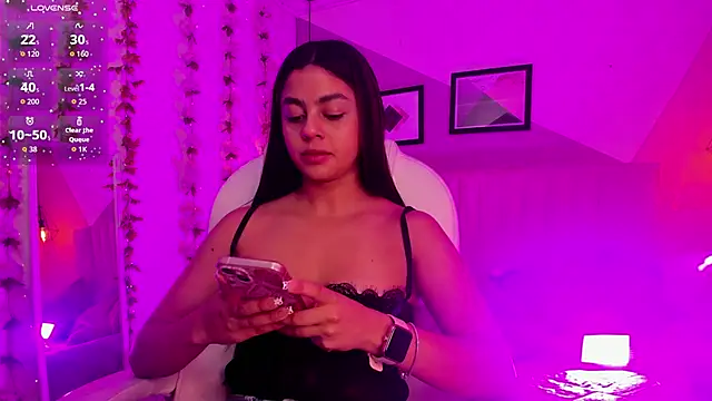 Bella walker  online show from 11-28-25, 08:11