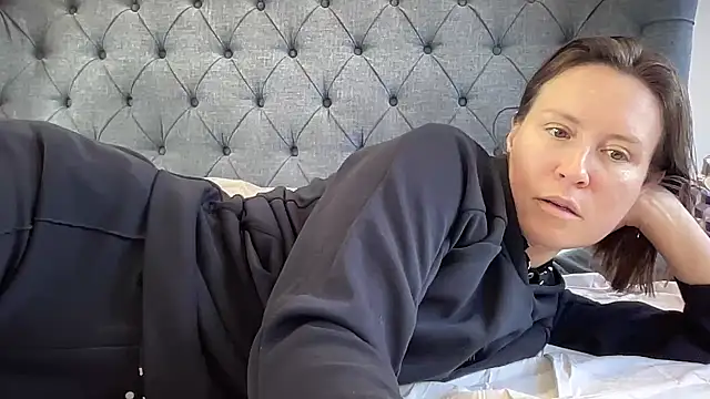 eatmypie69 online show from 09-22-25, 12:07