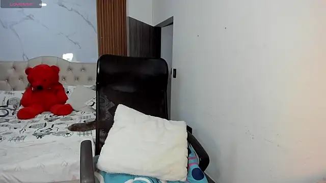 ZahraRose online show from 03-21-26, 11:19