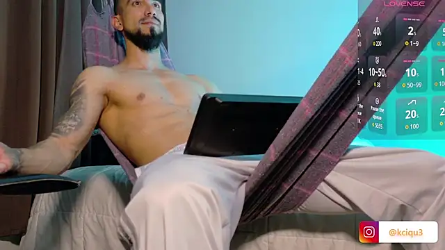 Snapshot of K_cique chatting on 02-09-26, 11:03 K cique online show from 02-09-26, 11:03