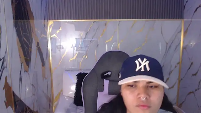 melany rouse18 online show from 11-25-25, 01:11