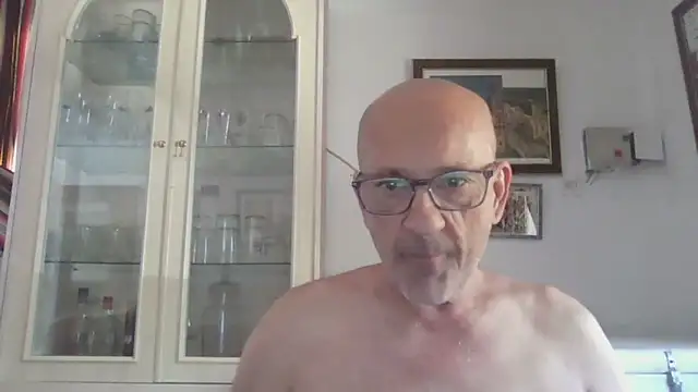 Snapshot of llopaco chatting on 09-15-25, 12:16 llopaco online show from 09-15-25, 12:16