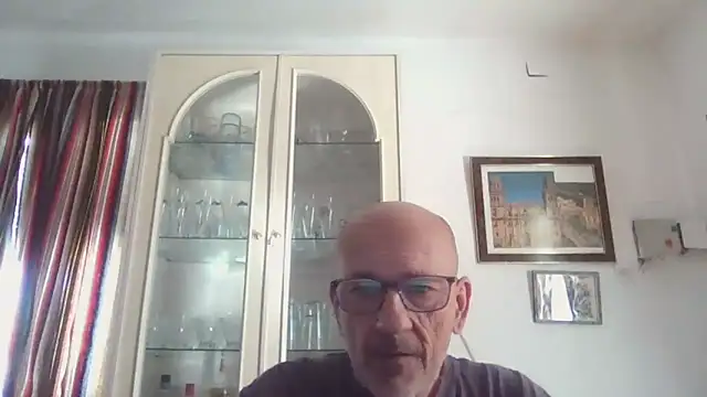 Snapshot of llopaco chatting on 09-30-25, 09:25 llopaco online show from 09-30-25, 09:25