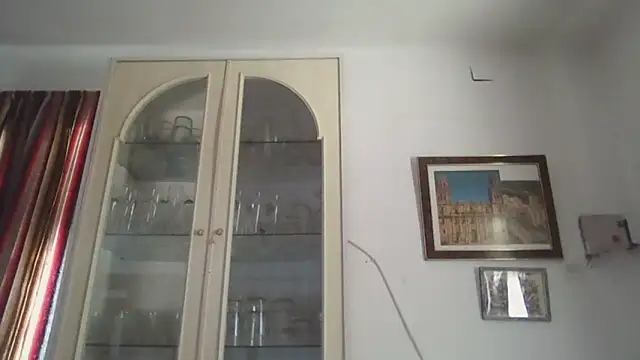 Snapshot of llopaco chatting on 10-01-25, 10:43 llopaco online show from 10-01-25, 10:43