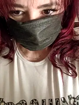 Loly2025 online show from 12-18-25, 01:00