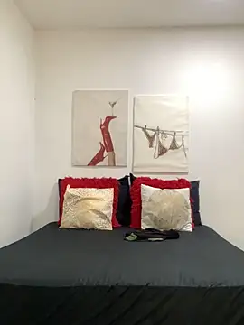 Snapshot of Dahiana_Giil chatting on 09-27-25, 07:57 Dahiana Giil online show from 09-27-25, 07:57