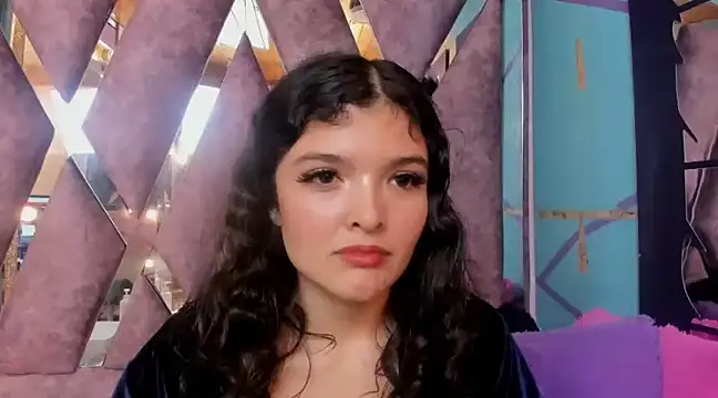 Snapshot of ARTEMISAKIM chatting on 02-15-25, 11:47 ARTEMISAKIM online show from 02-15-25, 11:47