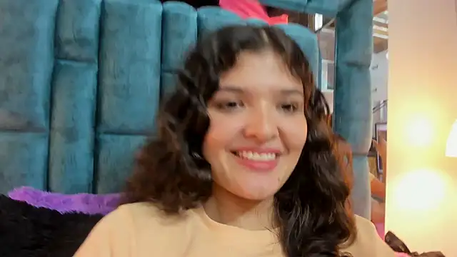 Snapshot of ARTEMISAKIM chatting on 03-05-25, 10:11 ARTEMISAKIM online show from 03-05-25, 10:11