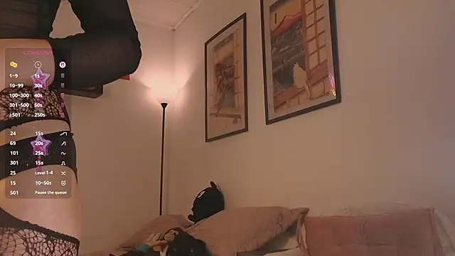 Snapshot of mmycaliope chatting on 11-07-25, 11:16 mmycaliope online show from 11-07-25, 11:16