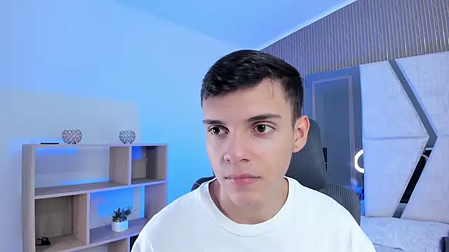 JacobRoberts1 online show from 11-17-25, 08:25