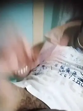 Snapshot of jesusxxx1993 chatting on 02-15-25, 04:14 jesusxxx1993 online show from 02-15-25, 04:14