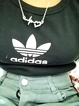 Snapshot of Aaradhna-hoy chatting on 03-06-25, 12:52 Aaradhna-hoy online show from 03-06-25, 12:52