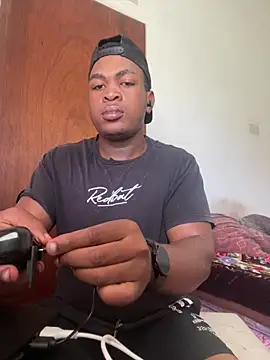 bosszonke123 online show from 03-31-26, 08:48