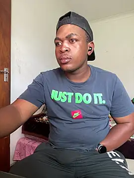 bosszonke123 online show from 04-01-26, 12:28