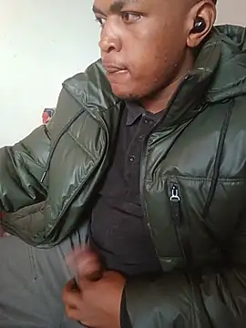 bosszonke123 online show from 07-12-26, 02:41