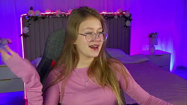 EveMundie online show from 11-08-25, 12:27