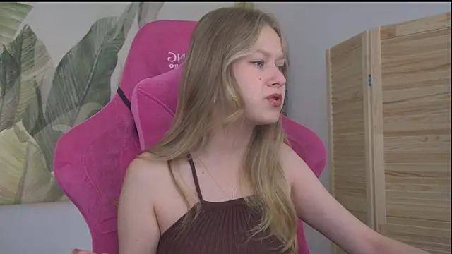 EveMundie online show from 07-08-26, 05:56