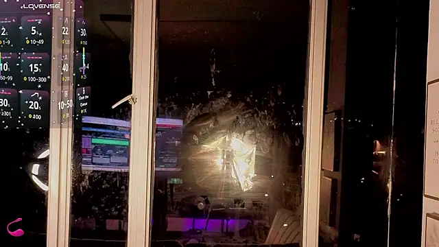 Ivanna West online show from 11-19-25, 10:04