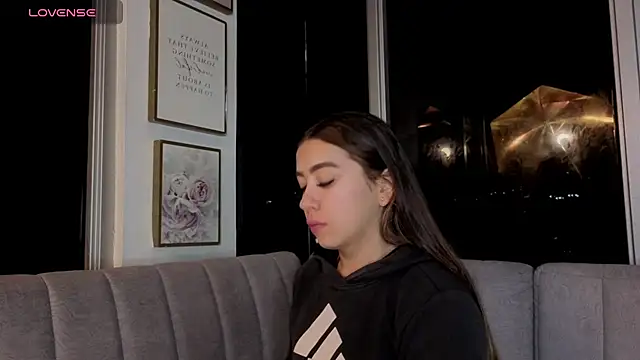 Snapshot of Ivanna_West chatting on 04-22-26, 09:55 Ivanna West online show from 04-22-26, 09:55