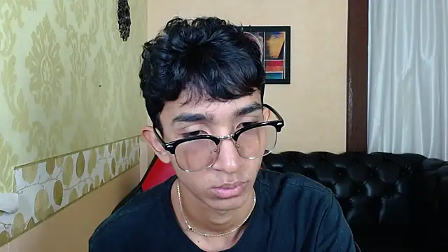 Snapshot of Martin_Linares chatting on 03-10-25, 01:43 Martin Linares online show from 03-10-25, 01:43