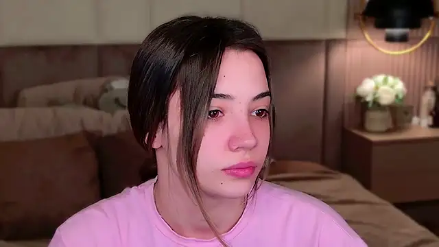 Snapshot of Alice_Deleon chatting on 03-01-25, 09:26 Alice Deleon online show from 03-01-25, 09:26