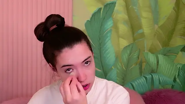 Snapshot of Alice_Deleon chatting on 03-06-26, 10:56 Alice Deleon online show from 03-06-26, 10:56