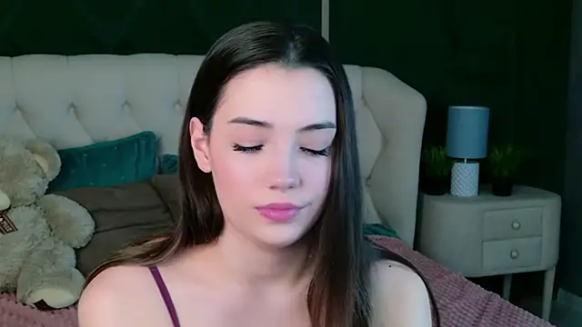 Snapshot of Alice_Deleon chatting on 03-18-26, 11:35 Alice Deleon online show from 03-18-26, 11:35