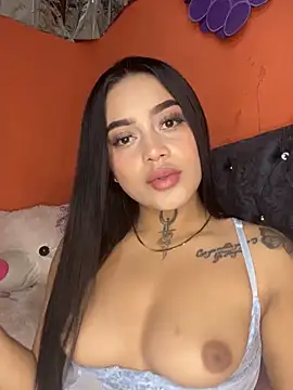 Emily sharlot online show from 11-24-25, 09:09