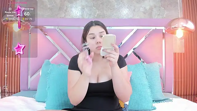 EmmaSulivan online show from 12-05-25, 01:20