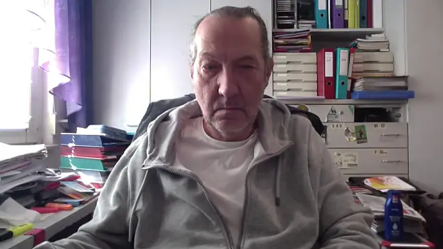 Snapshot of HMStraps01 chatting on 03-03-25, 10:38 HMStraps01 online show from 03-03-25, 10:38