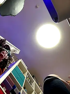 sexymelli18 online show from 10-11-25, 06:50