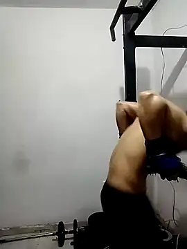 Snapshot of EntrenadorGym1 chatting on 02-21-25, 07:45 EntrenadorGym1 online show from 02-21-25, 07:45
