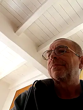 Xavspank2 online show from 10-09-25, 12:03