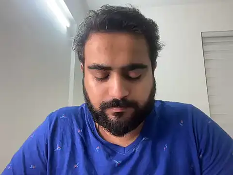 Snapshot of indian_thonger chatting on 11-10-25, 01:48 indian thonger online show from 11-10-25, 01:48