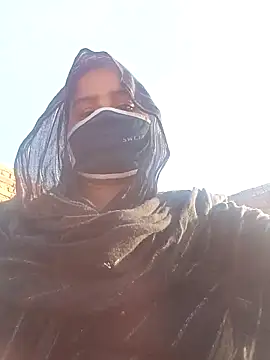 Snapshot of Neha-6633 chatting on 03-06-25, 11:36 Neha-6633 online show from 03-06-25, 11:36