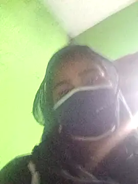 Snapshot of Neha-6633 chatting on 03-06-25, 03:45 Neha-6633 online show from 03-06-25, 03:45