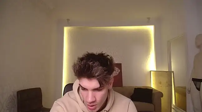 MaxKaiden online show from 03-06-25, 05:14