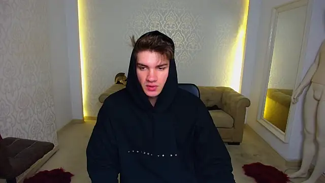 MaxKaiden online show from 01-17-26, 05:45