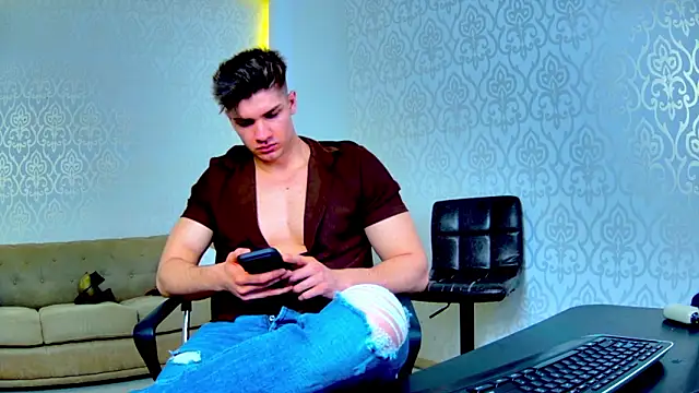 MaxKaiden online show from 03-02-26, 07:15