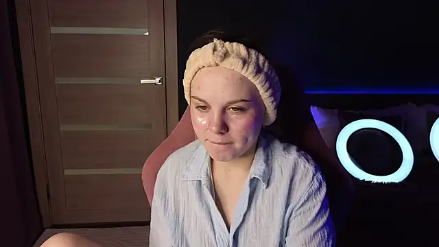 Dyna bae online show from 10-07-25, 01:58