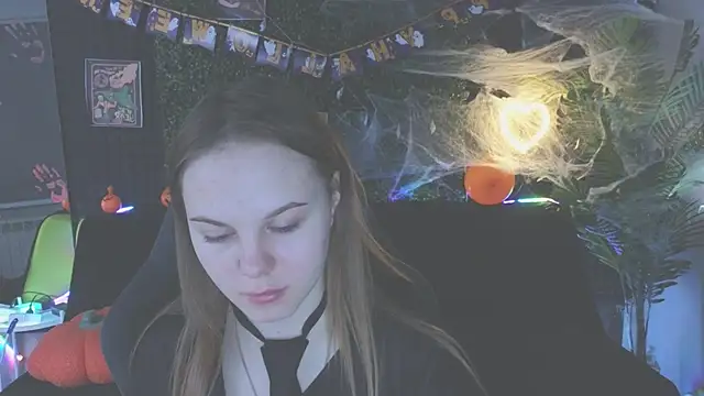 Dyna bae online show from 10-20-25, 02:01